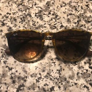 Ray ban Turtle 🕶 sunglasses